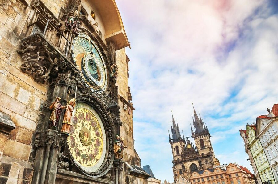 Prague: Old Town, Jewish Quarter & Astro Clock Walking Tour - FAQ