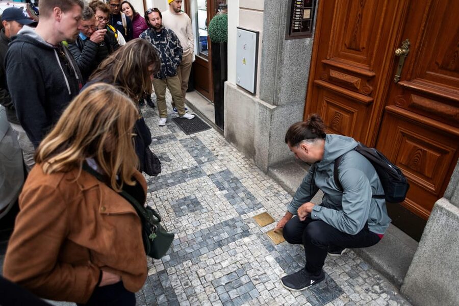 Prague: Old Town, Jewish Quarter & Astro Clock Walking Tour - Josefov in Josefov, the former Jewish ghetto through the streets