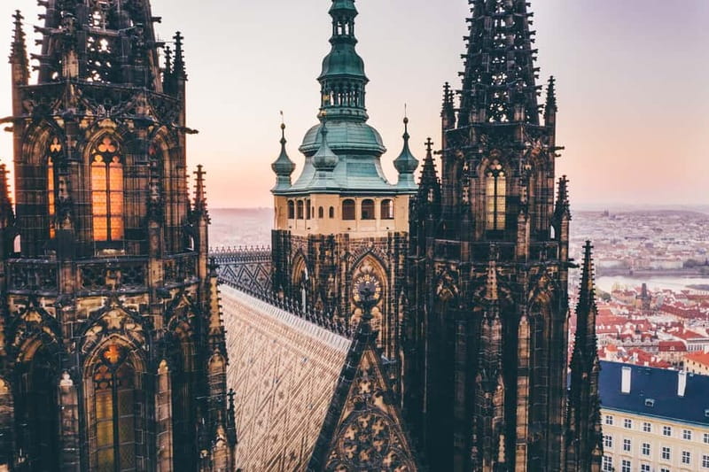 Prague: Old Town, Prague Castle & River Cruise Day Tour - Charles Bridge Museum ticket, then a real midday break