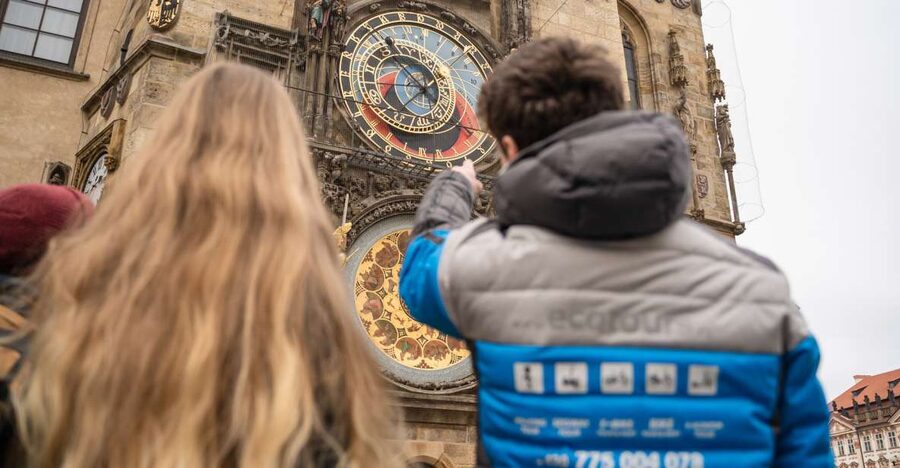 Prague: Old Town Private Walking Tour with Hotel Pickup - Josefov and the Old Jewish sites, including the Old-New Synagogue