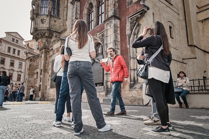 Prague Old Town, River Cruise and Prague Castle Sightseeing Tour Including Lunch - Start Time, Meeting Point, and the Reality of Walking Time
