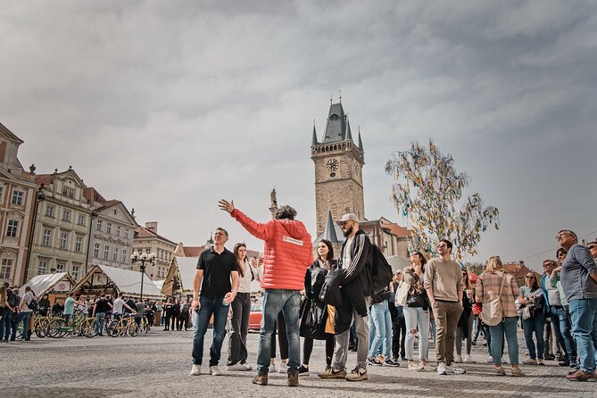 Prague Old Town, River Cruise and Prague Castle Sightseeing Tour Including Lunch - Guide Names, Group Size, and Pacing: What Makes the Difference