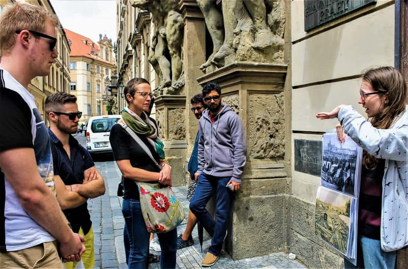 Prague: Oldtown, Medieval Underground & Dungeon History Tour - The secret alchemy laboratory and the Golem monster stop