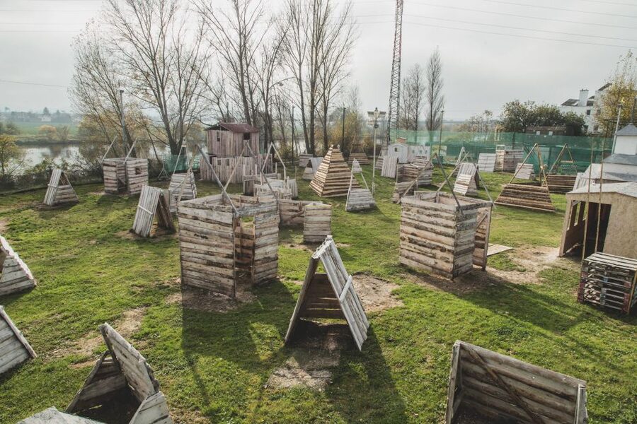 Prague: Paintballing Games - The BBQ Option: When All Inclusive Turns It Into a Social Day