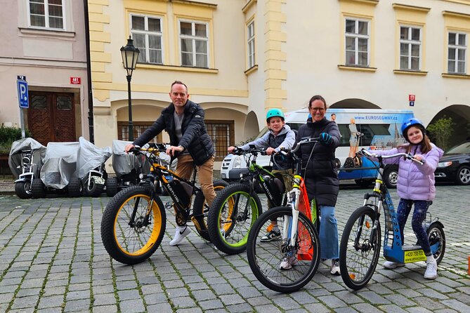 Prague Panoramic Views e-bike and e-Scooter guided Tour - Quick take: what makes this tour a smart Prague shortcut