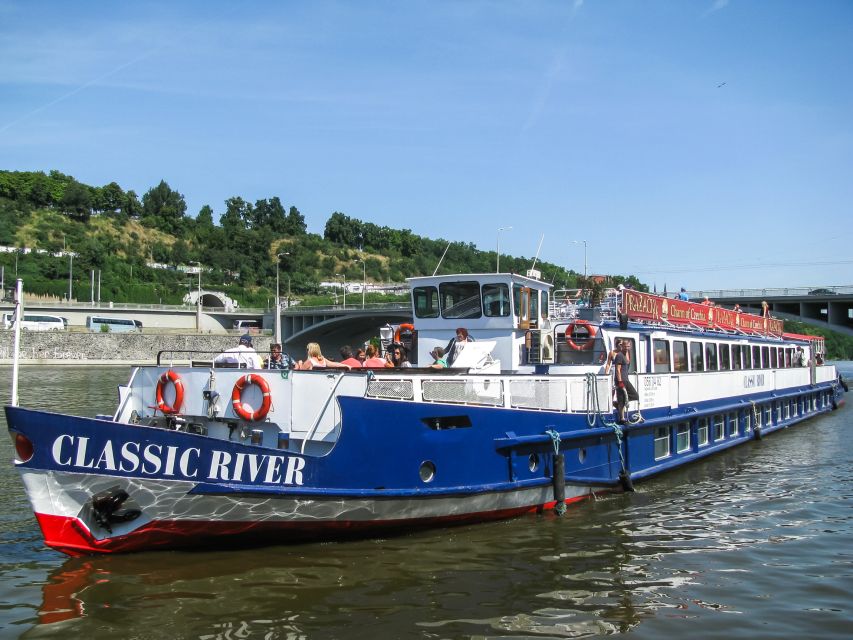 Prague: Panoramic Vltava River Cruise - On-Board Comfort: Heated Seating in Winter, Air Conditioning in Summer