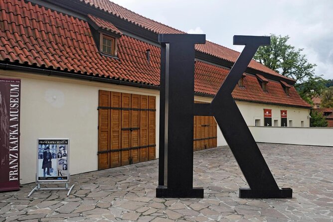 Prague Photo Walk Tour (Family, Couple, Solo) - Key things I’d plan around
