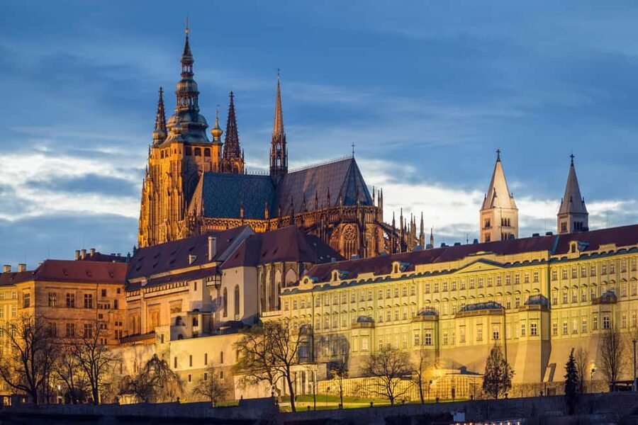 Prague: Prague Castle Skip-the-Line Ticket with Audioguide - Tickets, Phone App, and the Print vs. Digital Reality
