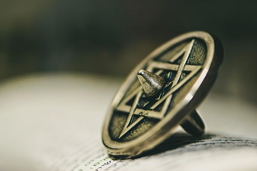 Prague: Prague Synagogues & the Jewish Cemetery Guided Tour - Key highlights worth your attention