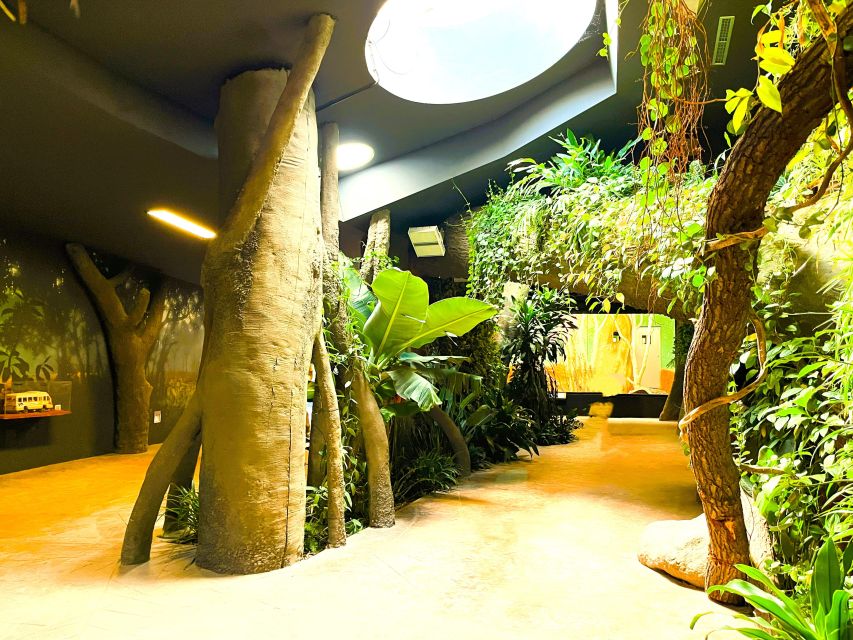 Prague: Prague Zoo Audio Guide with E-Ticket - Who this Prague Zoo audio guide is best for