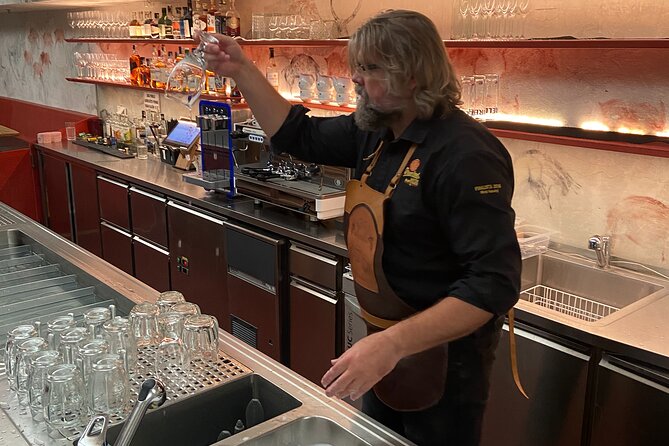 Prague Premium Craft Beer Tour - Dva kohouti and sedm: hip streets and serious serving tech