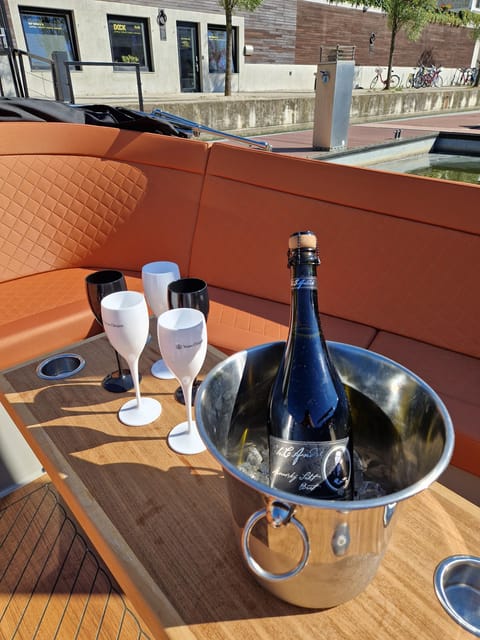 Prague Private Boat Tour - How the 1-hour timing works for a tight Prague day