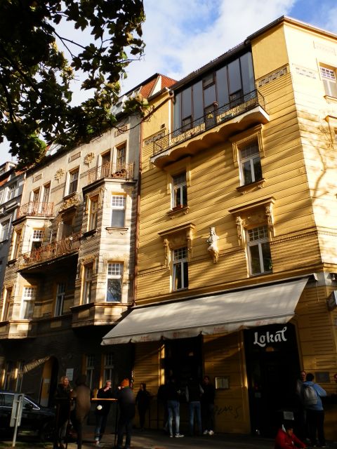 Prague: Private Prague Art Nouveau and Cubism Tour - Wenceslas Square and the rhythm of transit