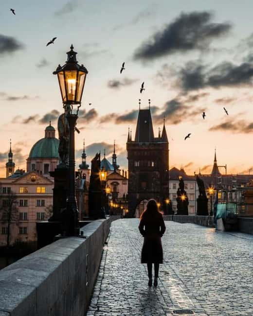 Prague: Private Professional Photoshoot with Edited Photos - Languages, Meeting Style, and the WhatsApp Detail That Helps