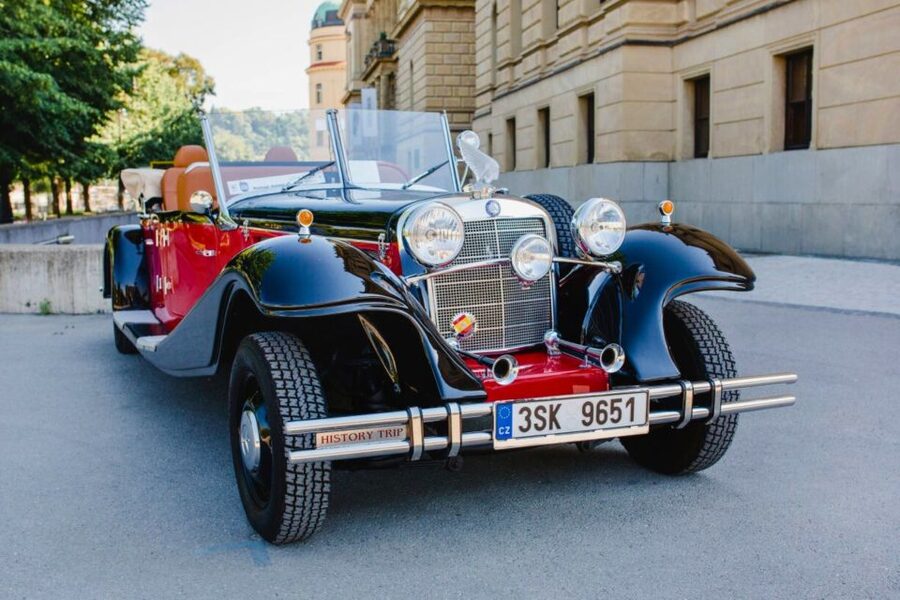 Prague: Private Tour by Vintage Car - Downtown Landmarks from Estates Theatre to Old Town Square