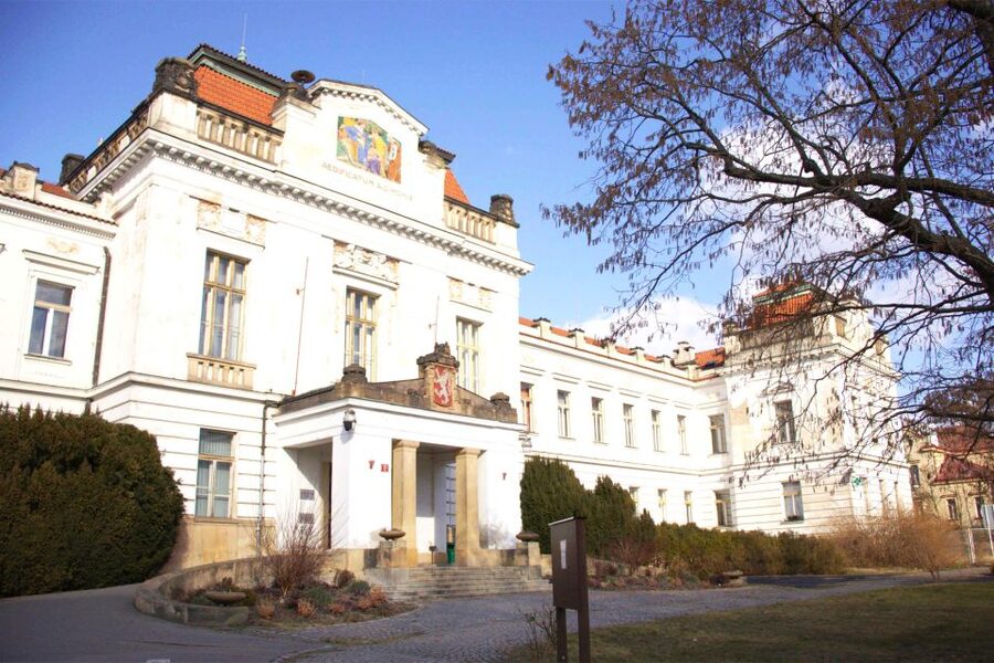 Prague: Psychiatric Hospital and Abandoned Cemetery Tour - Price and logistics: getting there from Prague without losing your day
