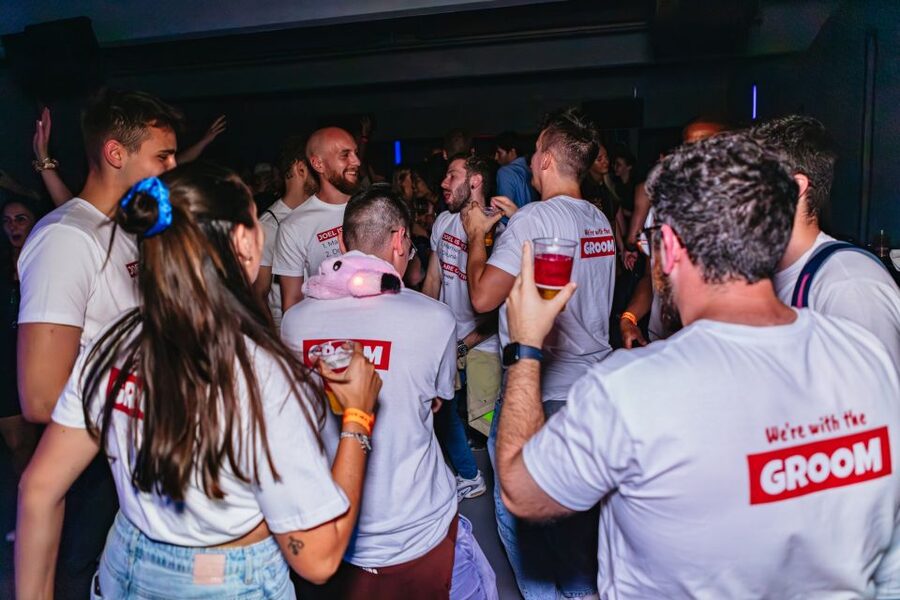 Prague: Pub Crawl with Unlimited Drinks & 5-floor Club Entry - Timing, tickets, and why the 7:45 PM start feels different