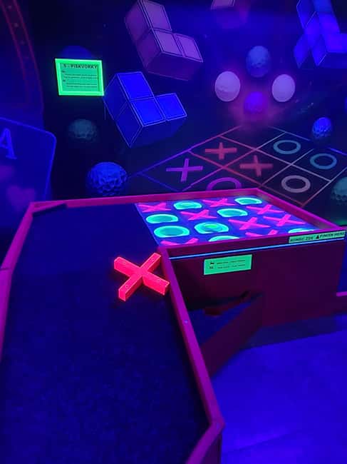 Prague: Punk Minigolf Glow-in-the-Dark Entry Ticket - Timing, reservations, and what to do if it is busy