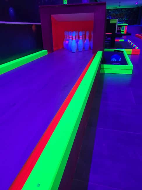 Prague: Punk Minigolf Glow-in-the-Dark Entry Ticket - The “18 holes” experience: not just mini golf, it is puzzle golf