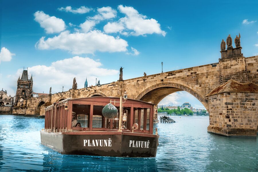 Prague: River Cruise, Charles Bridge Museum, & Walking Tour - The 45-minute walking tour: Charles Bridge, Lennon Wall, and Castle District stories