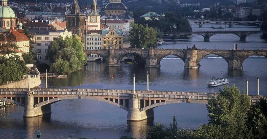 Prague: River Cruise with Transfer to Pier - The cruise route: what you will see gliding past major landmarks
