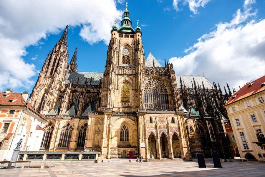 Prague Royal Castle, St Vitus, Golden Lane Tour with Tickets - Practical Tips So You Feel in Control During the Tour