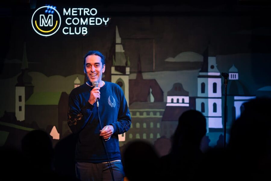 Prague: Saturday Stand-Up Comedy Night in English - Metro Comedy Club in Prague 1, Steps From Charles Bridge