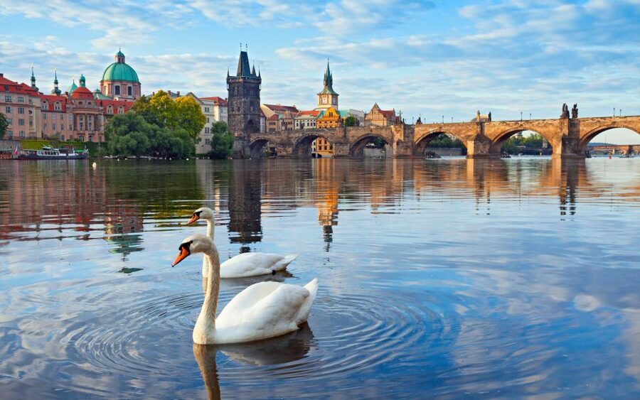 Prague: Scavenger Hunt Self-Guided Tour - What arrives in your scavenger hunt box, and how you’ll actually use it