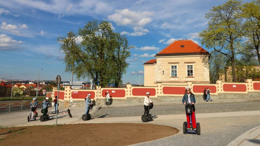 Prague: Segway Sightseeing Live-Guided Tour - Beverly Hills of Prague: Modern Villas, Big Ambitions