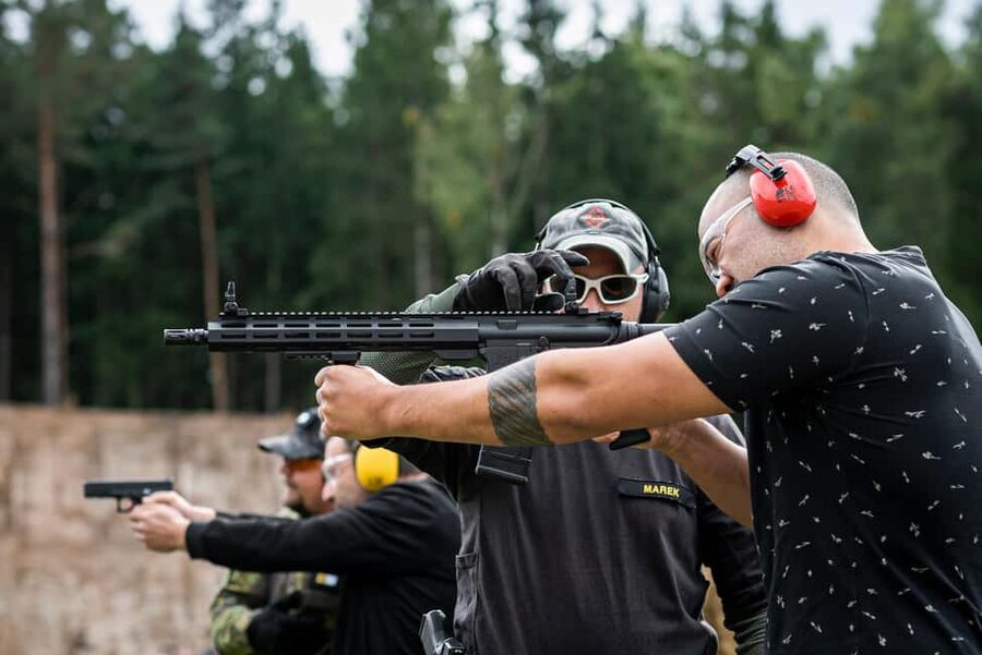 Prague: Shooting Experience with 3 to 10 Guns & Bus Transfer - The Value Question: Is $135 Worth It?