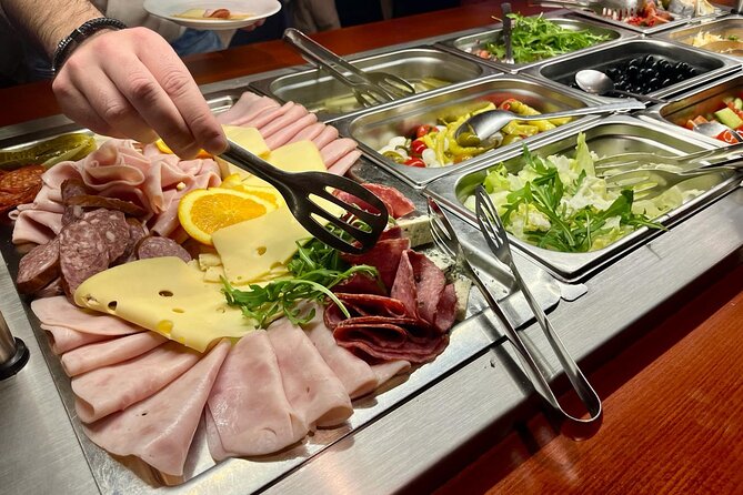 Prague: Sightseeing Boat Cruise with Buffet Dinner - When to book, and when to skip