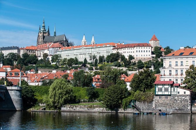 Prague Super Saver: Lobkowicz Palace Concert plus Lobkowicz Palace Museum Entrance Ticket - Before you go: dress code, timing, and getting to the right Lobkowicz Palace