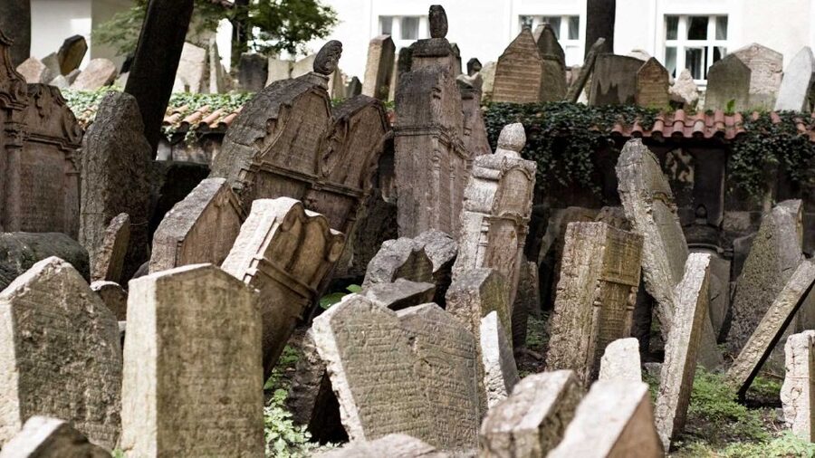 Prague: Synagogues and Jewish Quarter Private Walking Tour - Practical tips so the tour stays enjoyable