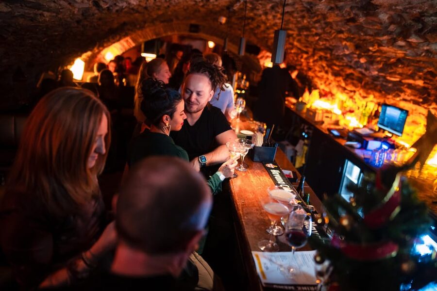 Prague: Thursday Stand-Up Comedy in English - Before the curtain: how to plan your evening around a 7 PM or 9 PM show
