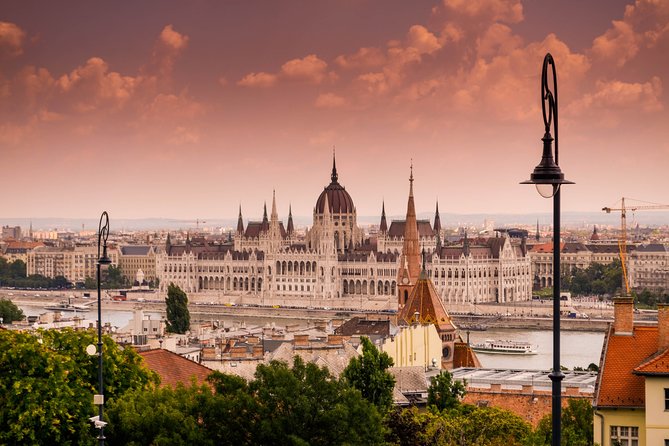 Prague to Budapest - Private Transfer with 2 hours of Sightseeing - Prague to Budapest, But With a Real Sightseeing Break