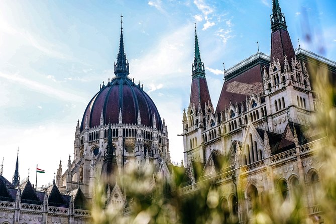 Prague to Budapest - Private Transfer with 2 hours of Sightseeing - If You Add a Second Stop, Plan Around the 25€ Per Extra Hour