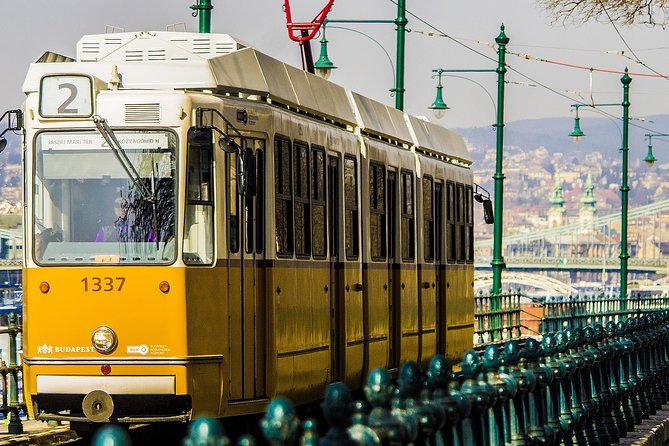 Prague to Budapest - Private Transfer with 2 hours of Sightseeing - English-Speaking Driver, Local Insights, Not a Licensed Guide