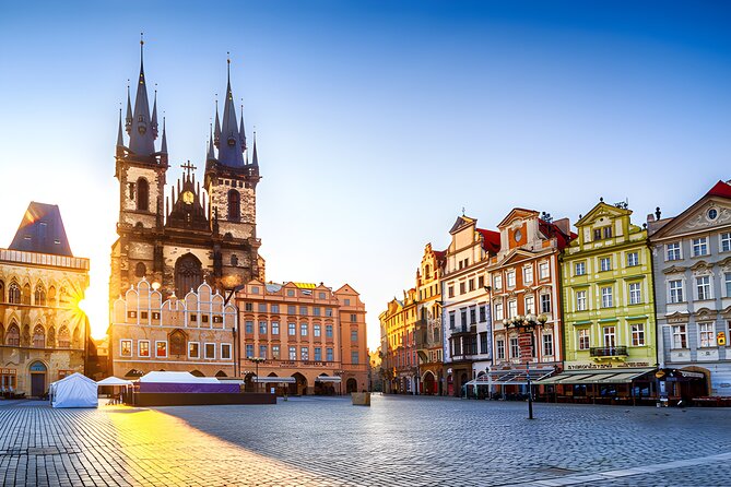 Prague to Full in Small Groups - Powder Tower Stop: Quick Photos, Fast Context