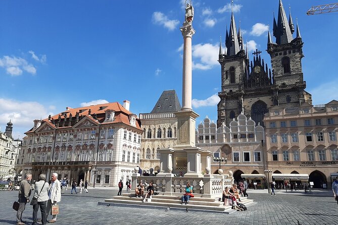 Prague Two-Hour Private Orientation Tour of Prague - Old Town Hall and the Astronomical Clock: seeing the big moment without losing time