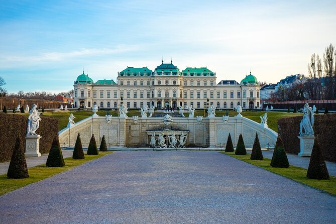 Prague-Vienna Car/Van (1-7 pax) via Lednice Chateau & Mikulov - Key highlights to notice before you go
