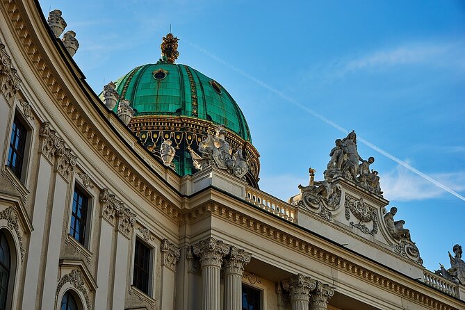 Prague-Vienna Car/Van (1-7 pax) via Lednice Chateau & Mikulov - Price and value: when a private transfer makes sense