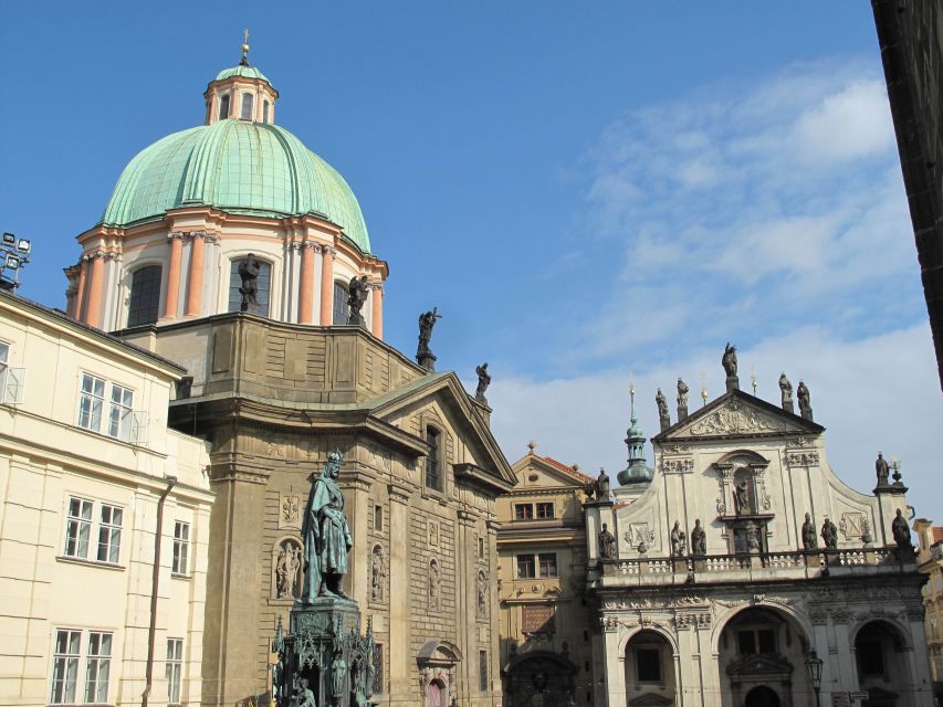 Prague: Vintage Car Ride and Walking Tour - Timing Reality: What 3 Hours Really Feels Like