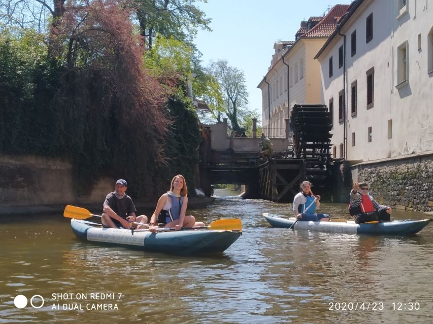 Prague: Vltava River Guided Canoeing Tour - How wet you’ll get, plus the swim and wall-jump option