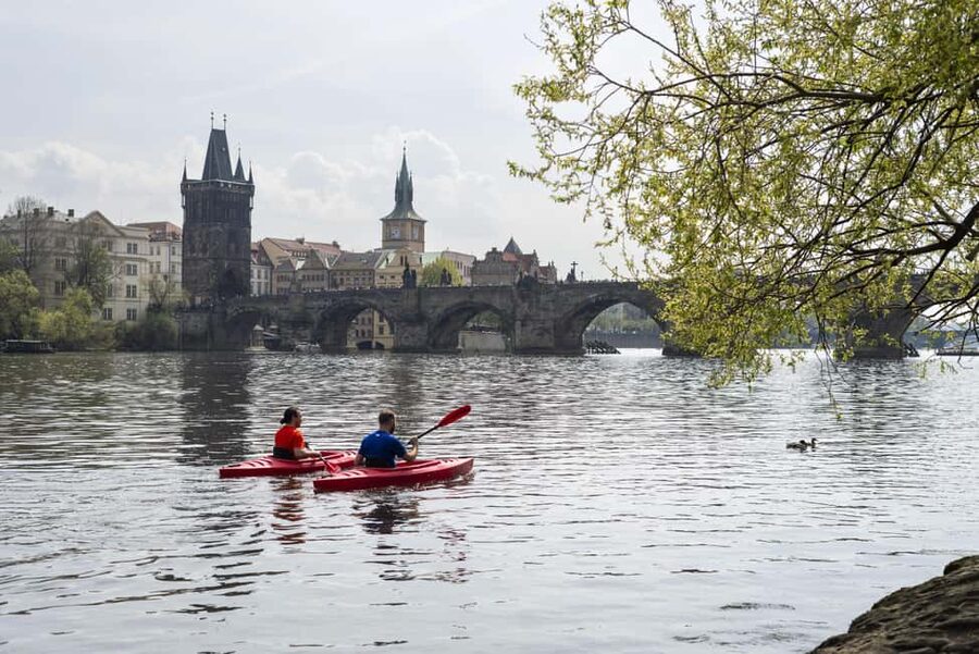Prague: Vltava River Kayak Tour with Guide - Gear, comfort, and what to wear on Prague water