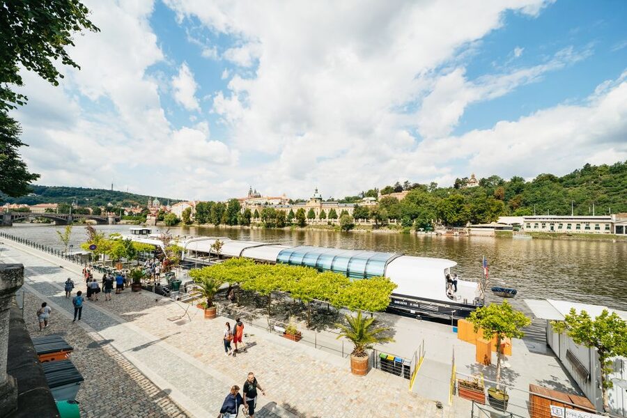 Prague: Vltava River Lunch Cruise in an Open-Top Glass Boat - Charles Bridge, saints on both sides, and the best view angle
