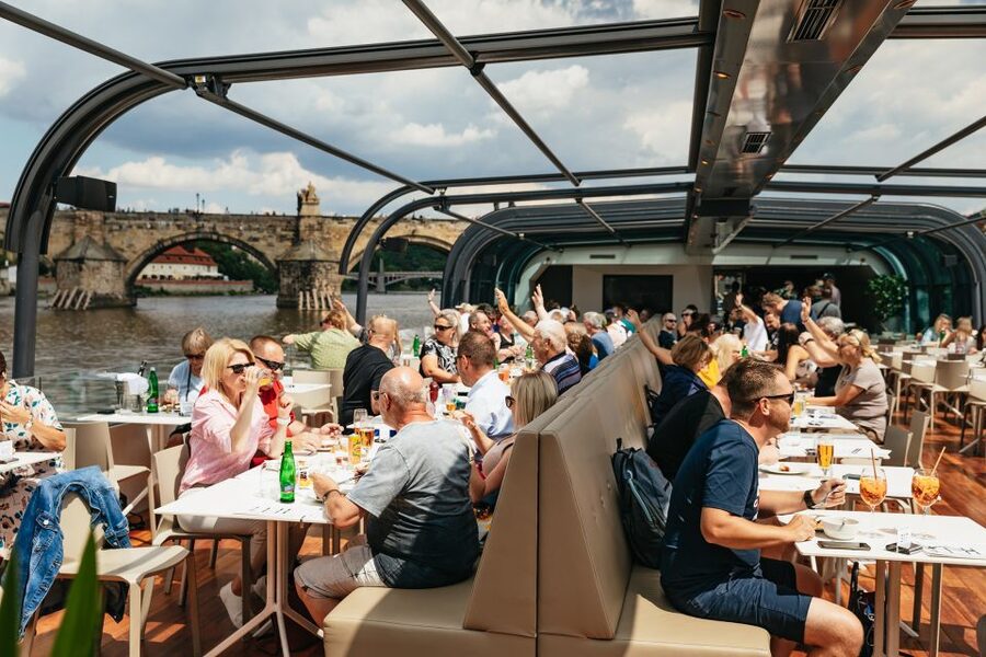 Prague: Vltava River Lunch Cruise in an Open-Top Glass Boat - Windows, seating choices, and when paying extra makes sense