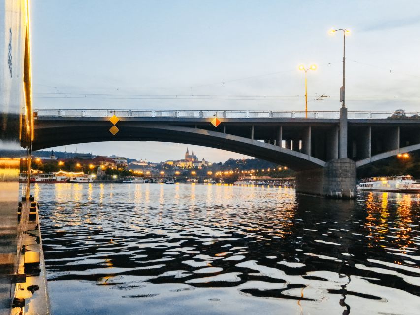 Prague: Vltava River Night Cruise with Buffet - Key highlights to look for