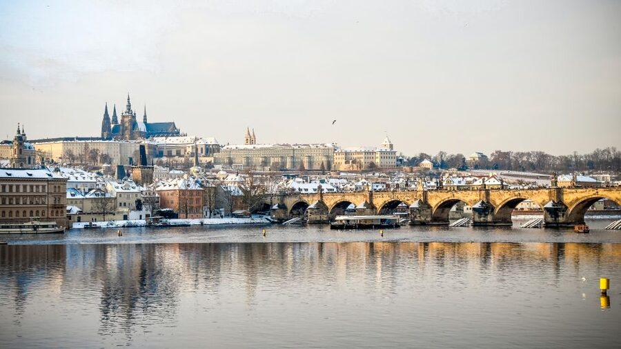 Prague: Vltava River Sightseeing Cruise - Charles Bridge and the Big River Views You Want on Your First Day
