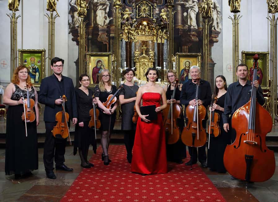 Praha:Vivaldiho koncert Čtyř ročních dob a další Klementinum - Inside Cathedral of St. Clement: What You Notice Before the First Note