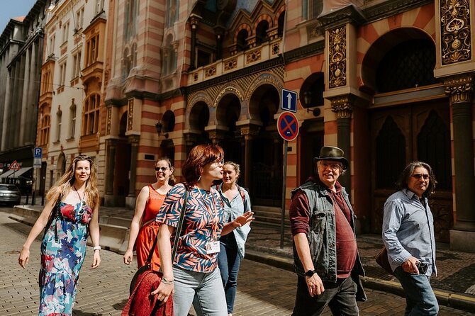 PRIVATE: 3h Stories of Prague Jewish Quarter Tour, drink included - Price and what you really pay for at the synagogue doors